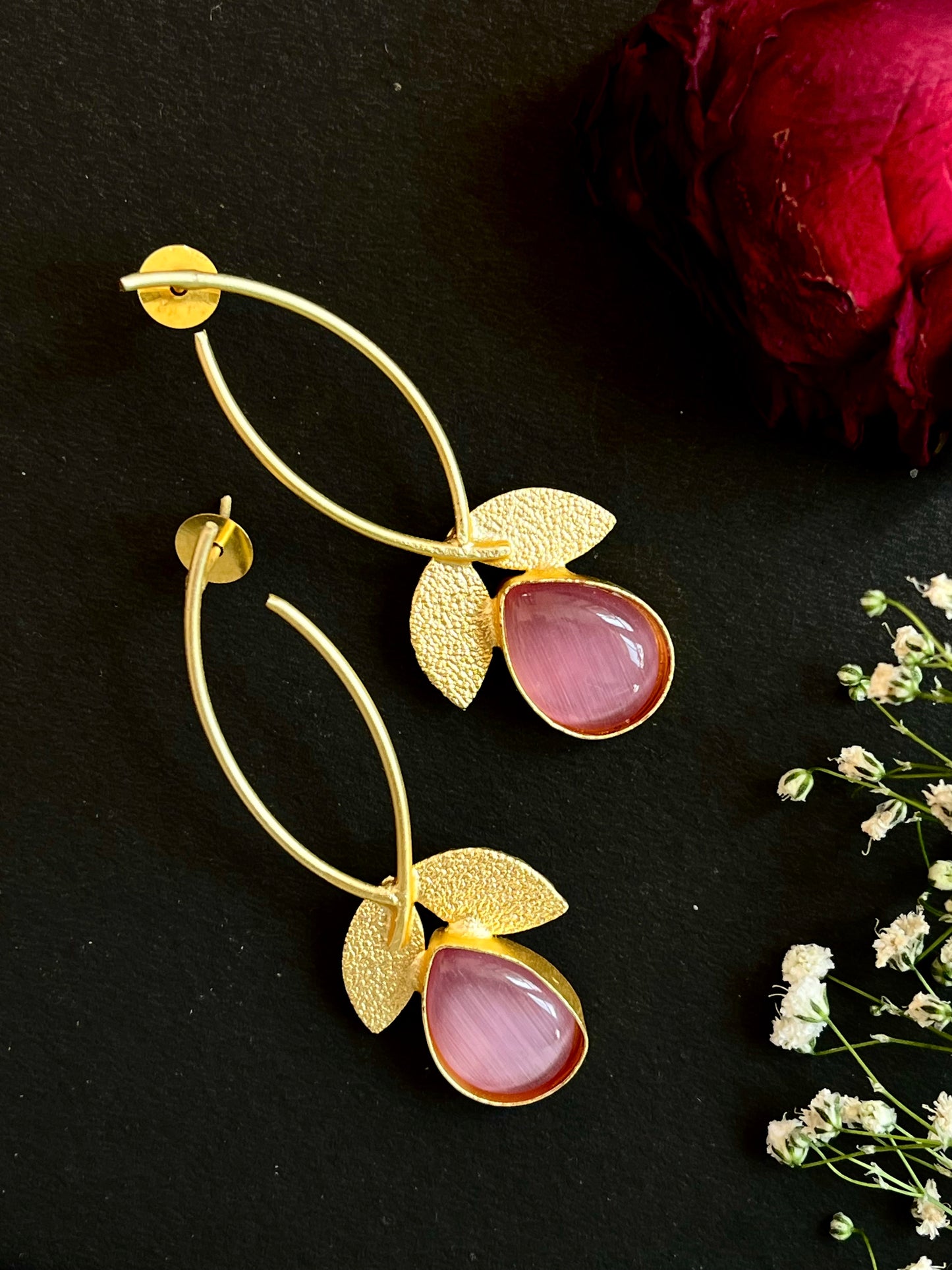 Golden Leaf Earring with Monalisa stone