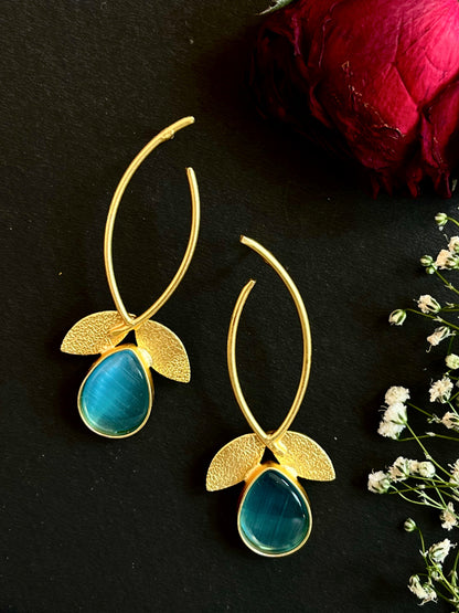 Golden Leaf Earring with Monalisa stone