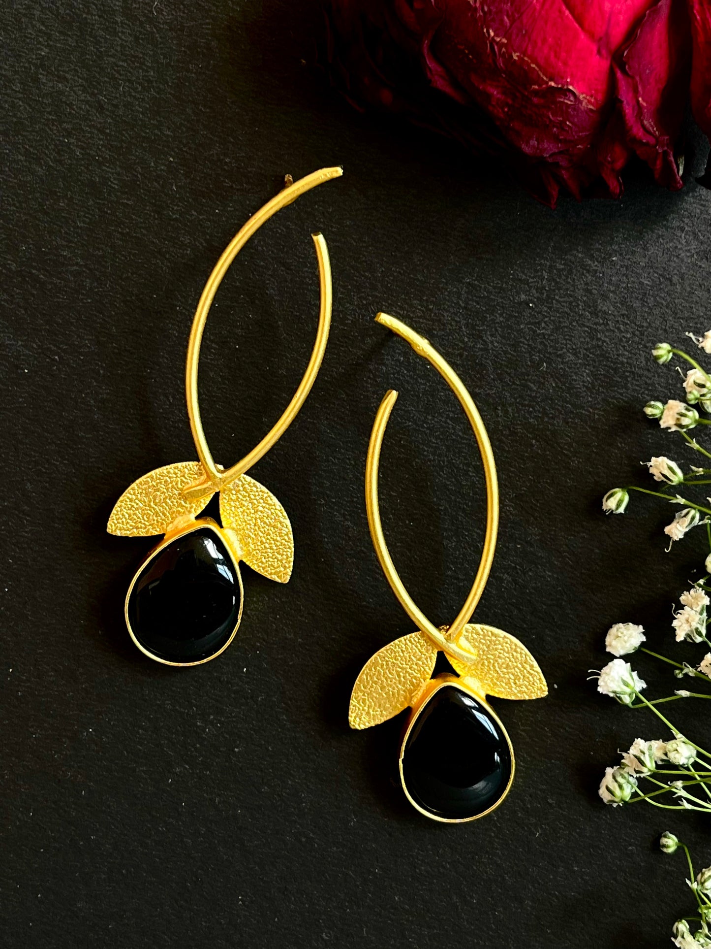 Golden Leaf Earring with Monalisa stone