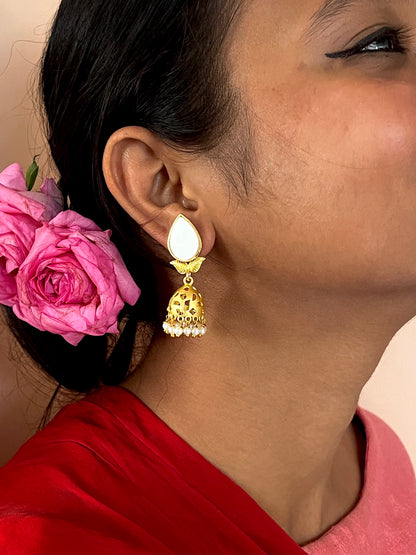 Shell Top with Golden Jhumki Earring