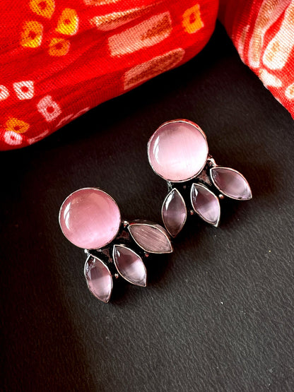 Four Monalisa Stone Stud Earring