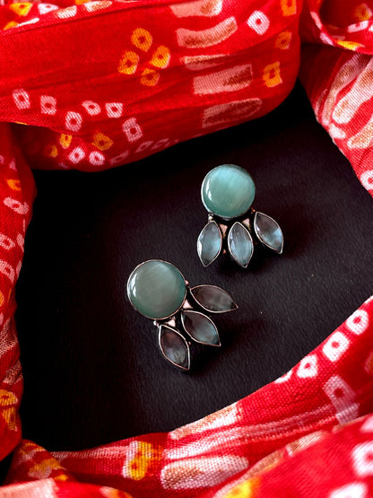 Four Monalisa Stone Stud Earring