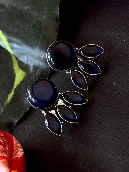 Four Monalisa Stone Stud Earring