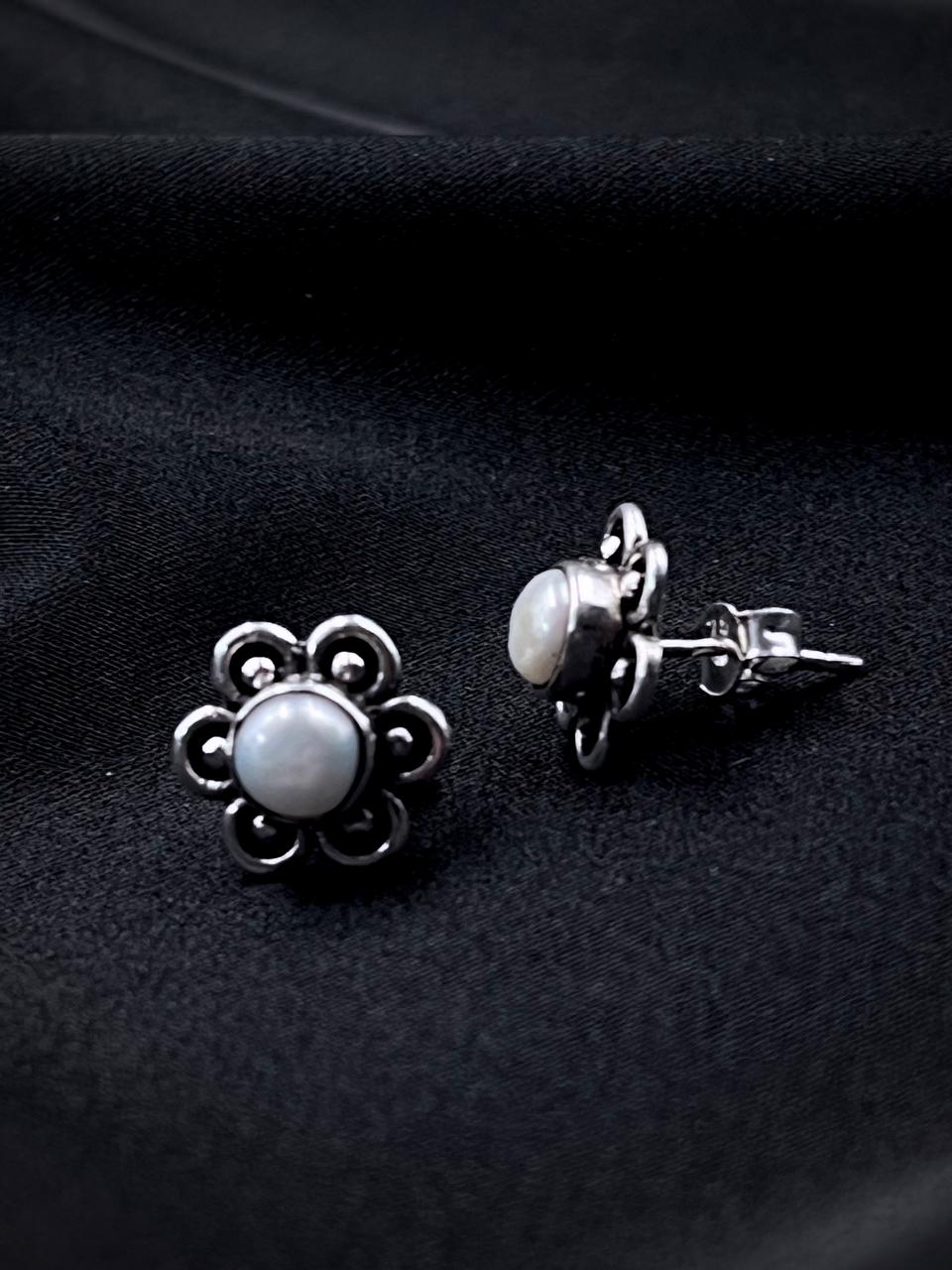 Semi Precious Stone 92.5 Silver Floral Stud Earring