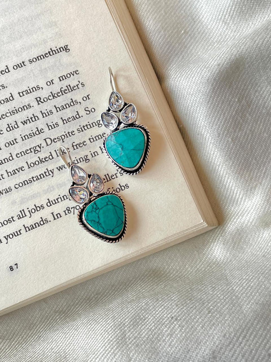 Monalisa Cut Stone Stud Earring
