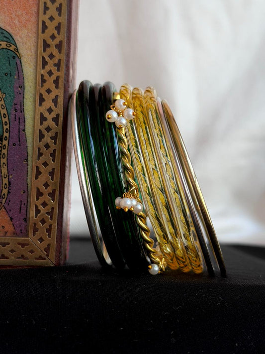 Metal Bangles with Glass Bangles set