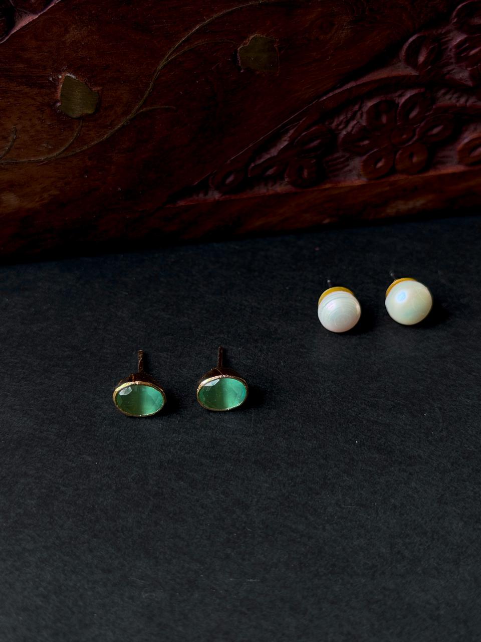 Monalisa Stone Oval Golden Earring with Pearl Earring Combo set