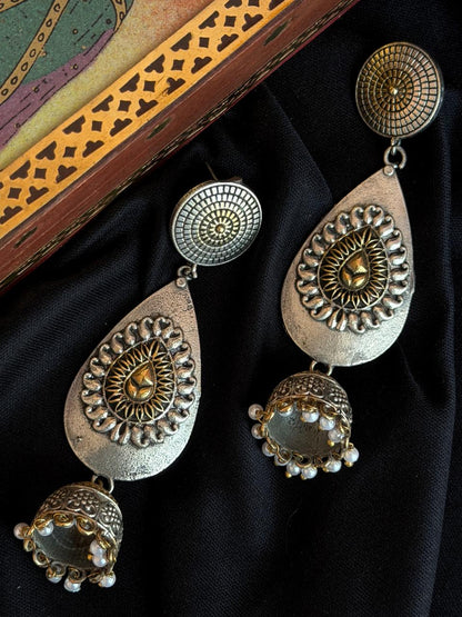 Dual Tone Lone Partywear Earring
