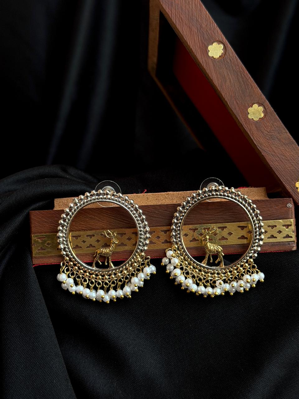 Dual Tone Deer Shape Round Earring