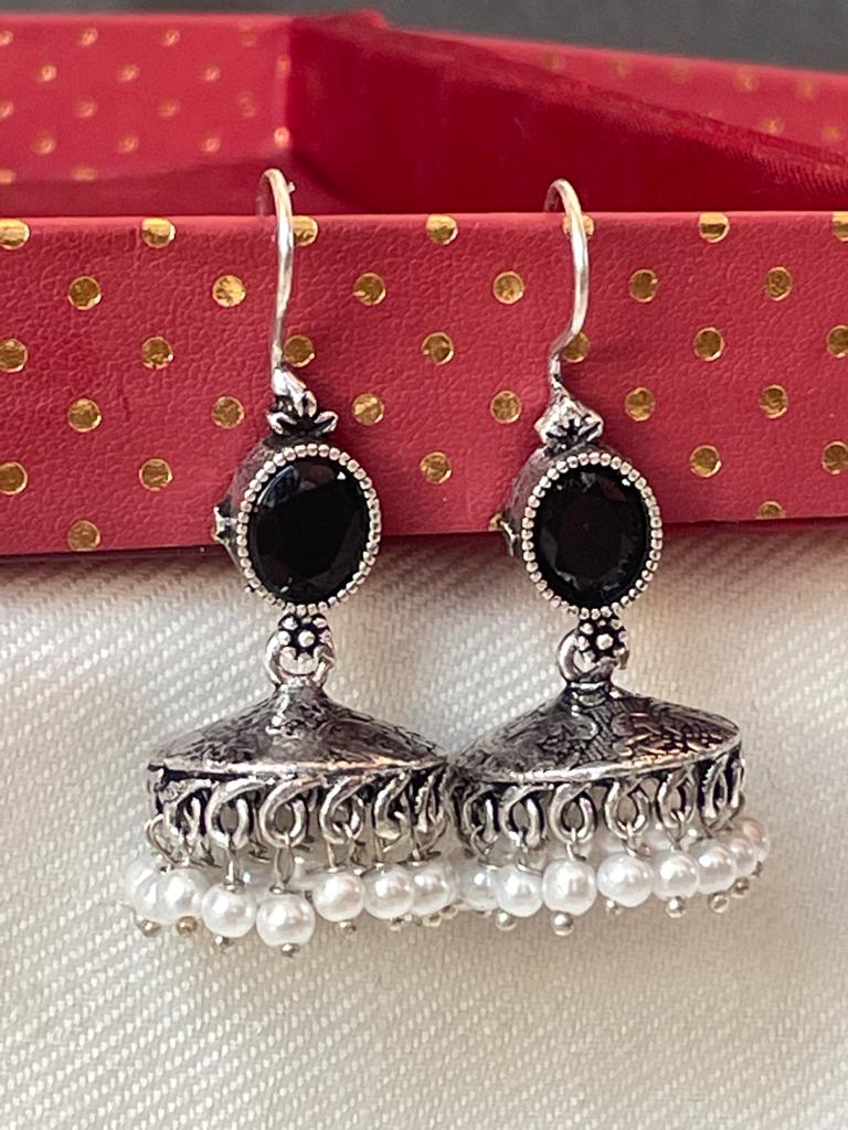 Monalisa Stone Top with Japanses Jhumki Dome Earring