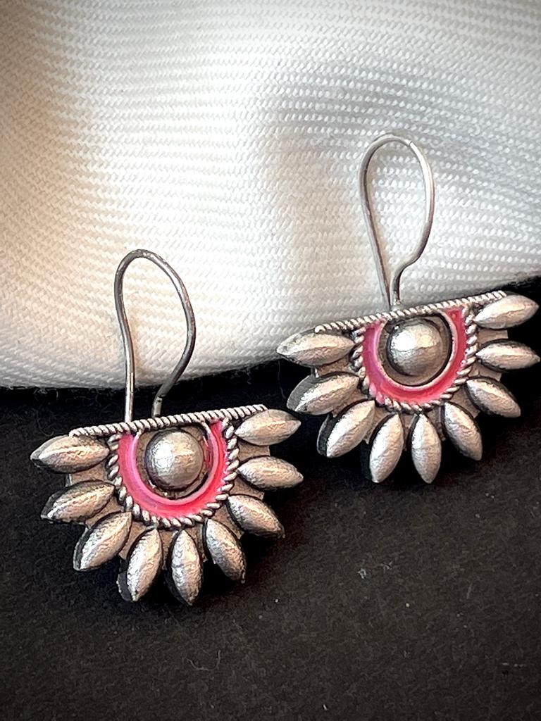 Hand Painted Flower Shape Stud Earring