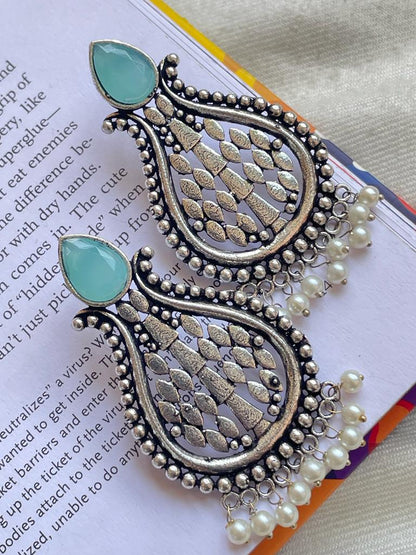 Oxidized Stud Earring with Monalisa stone