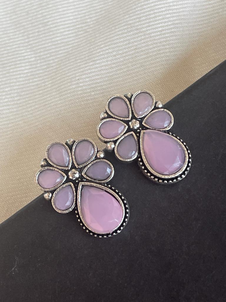 Stud Earring with Monalisa stone