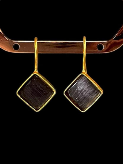 Cut Stone Square Golden Stud Earring