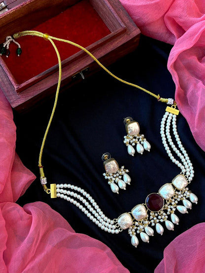 Monalisa Stone with Shell Pearl Choker and Earring set