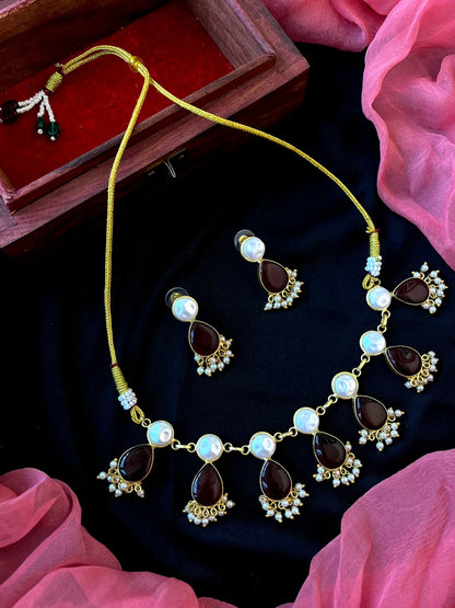 Monalisa Stone with Shell Pearl Choker and Earring set