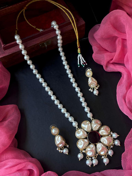 Monalisa Stone Shell Pearl Necklace with Earring set