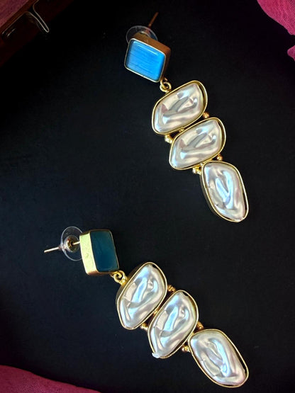 Monalisa Stone Shell Pearl Golden Geometrical Earring