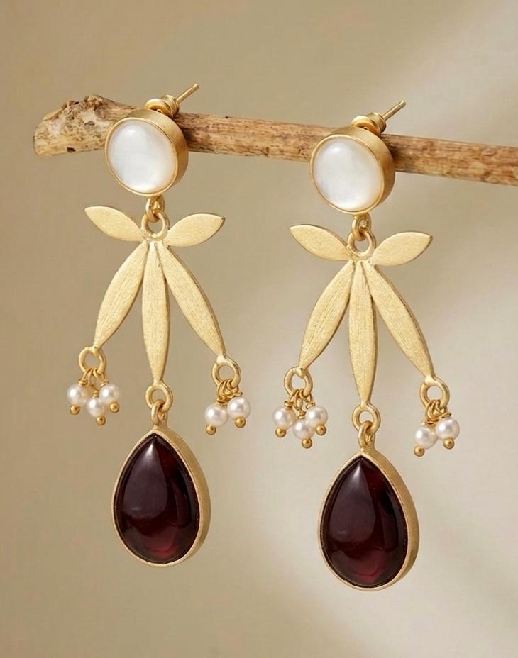 Monalisa Stone Shell Pearl Golden Geometrical Earring