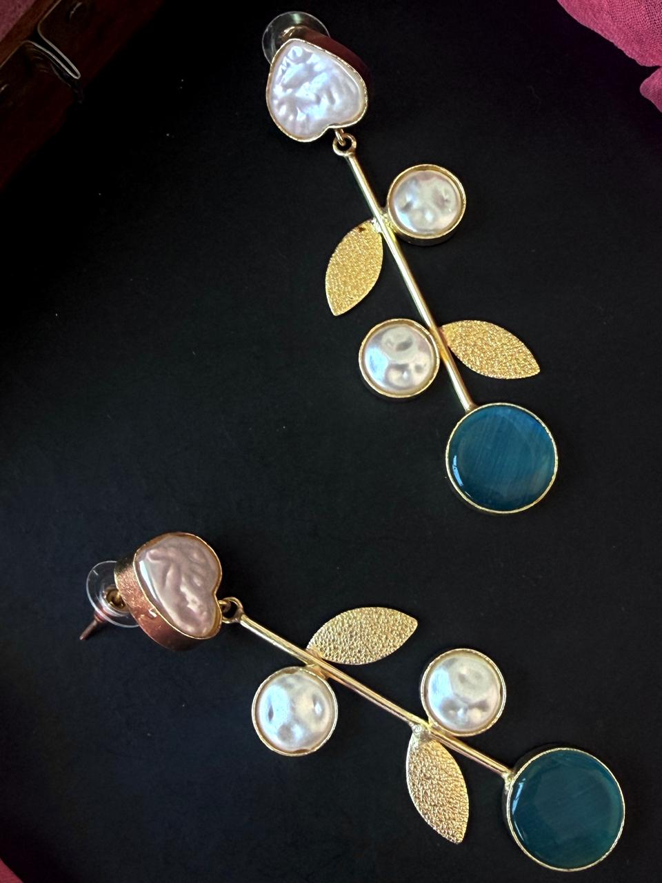 Monalisa Stone Shell Pearl Golden Leaf Earring