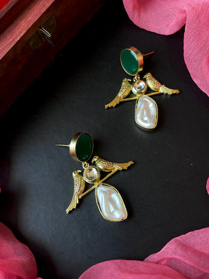 Monalisa Stone Shell Pearl Golden Bird Earring