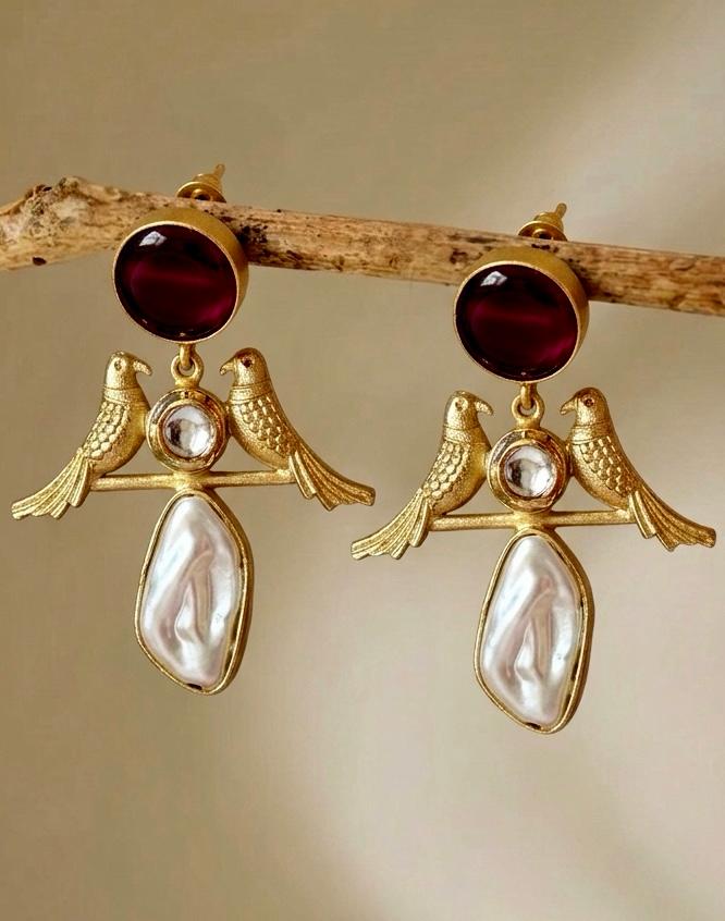 Monalisa Stone Shell Pearl Golden Bird Earring