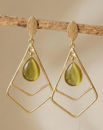 Monalisa Stone Geometrical Golden Earring