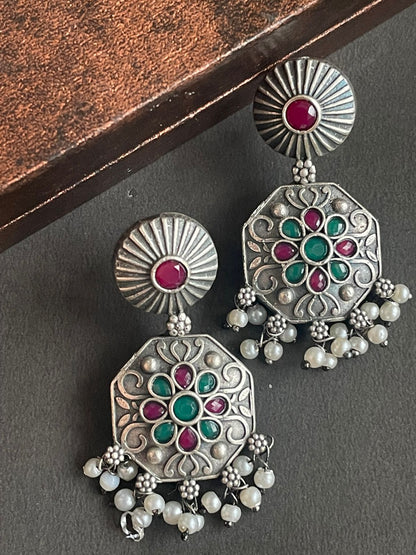 Black Polish Antique look Earring with stone work