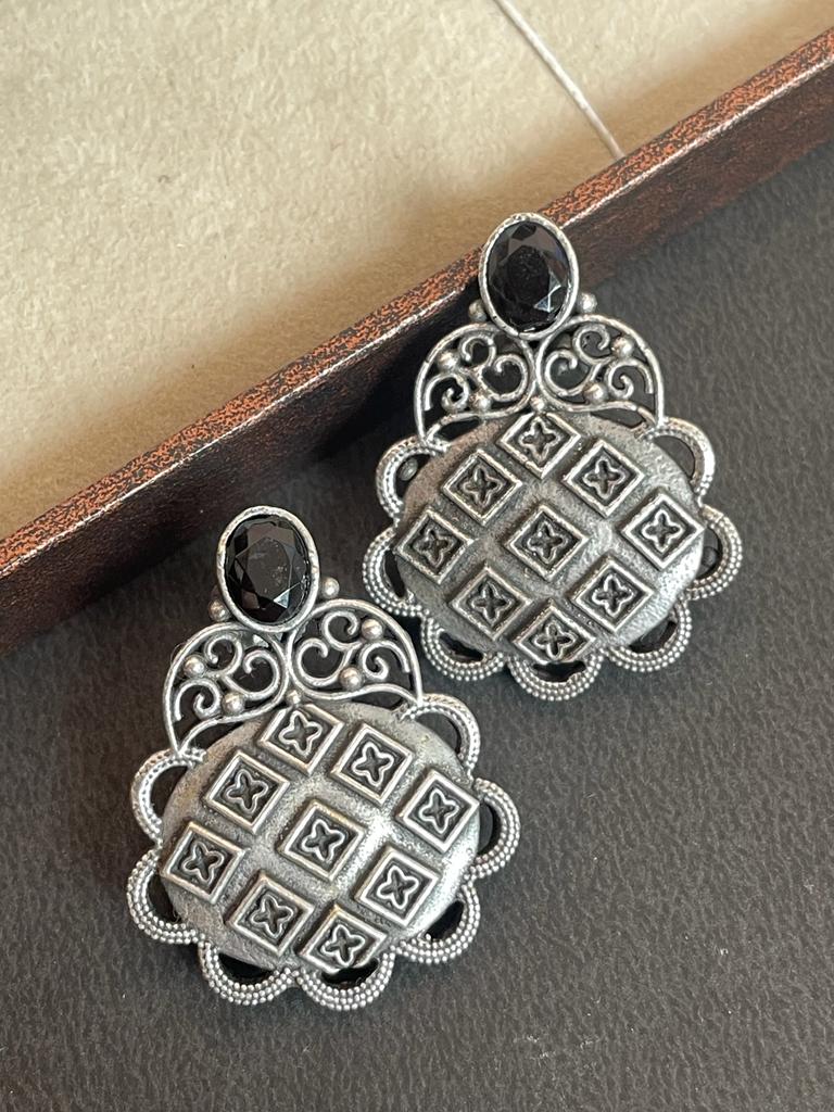 Black Polish Antique look Earring with stone work