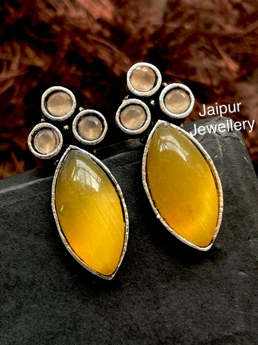 Monalisa Stone Stud Earring