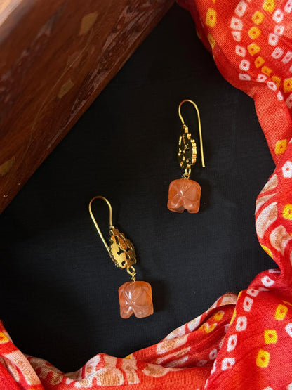 Golden Top Stone Jhumki Earring