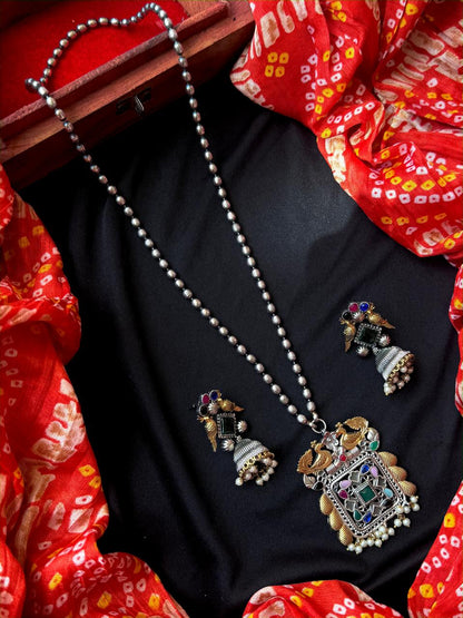 Dual Tone Oxidized Pendant Chain Necklace with Earring set