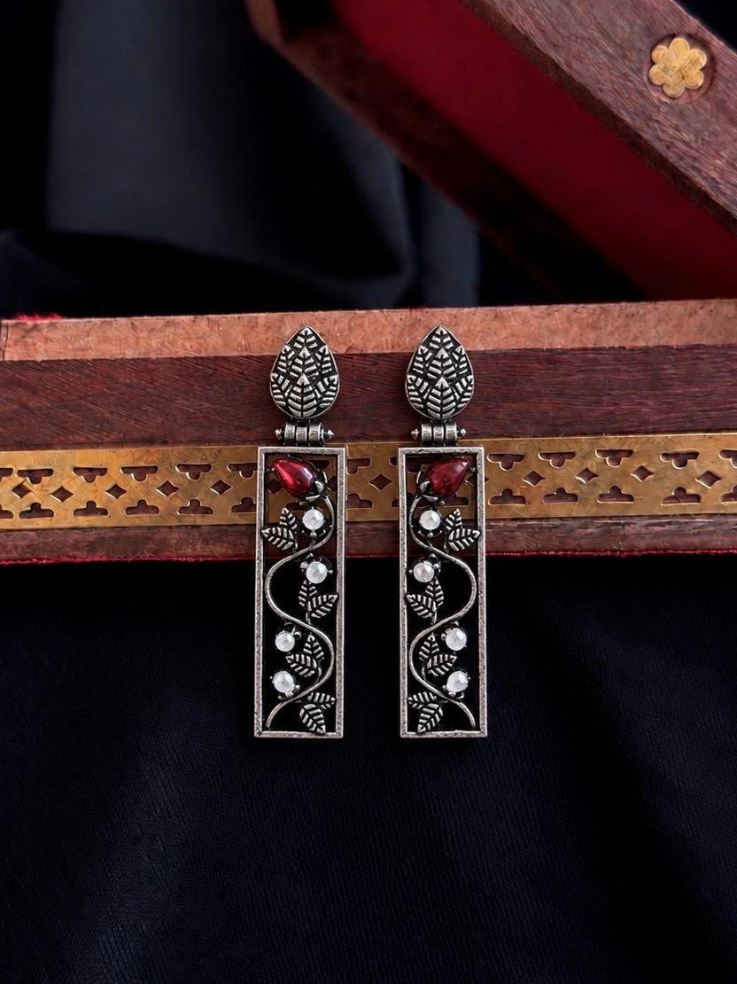 Oxidized Floral Geometrical Earring
