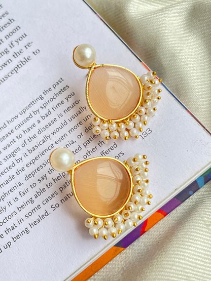 Monalisa Stone and Pearl Beaded Stud Earring