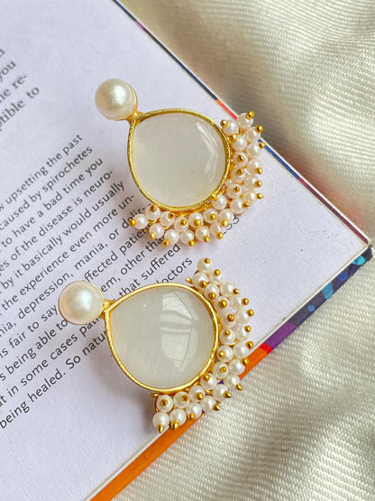 Monalisa Stone and Pearl Beaded Stud Earring