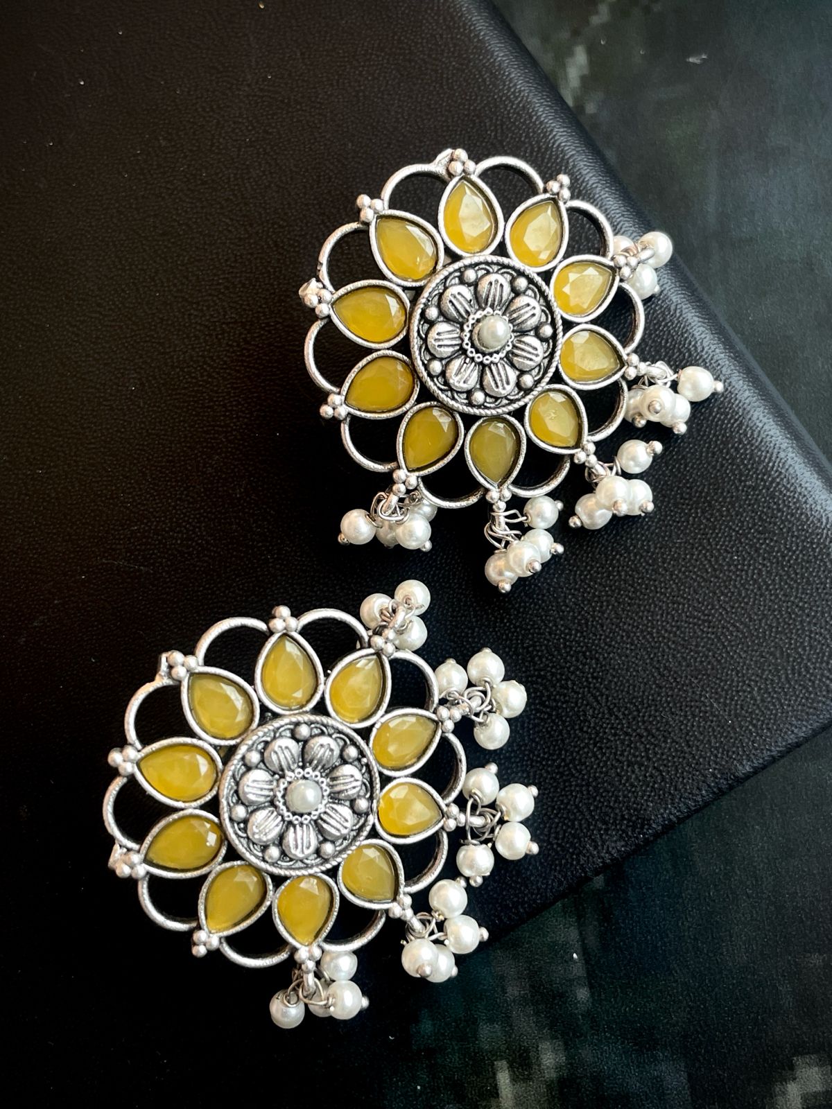 Oxidized Floral Stone Beaded Earring