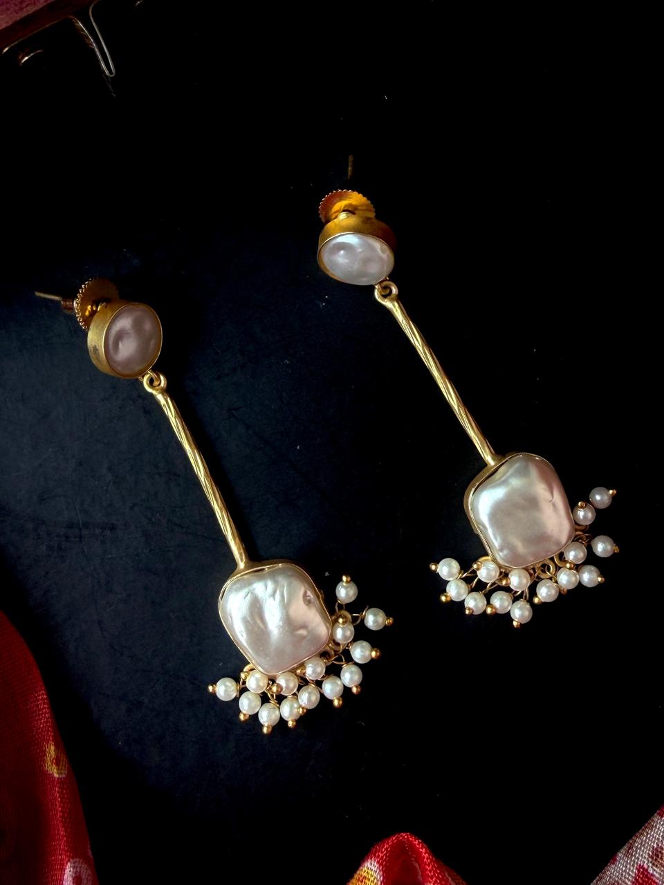 Imitation Shell Golden Long Earring