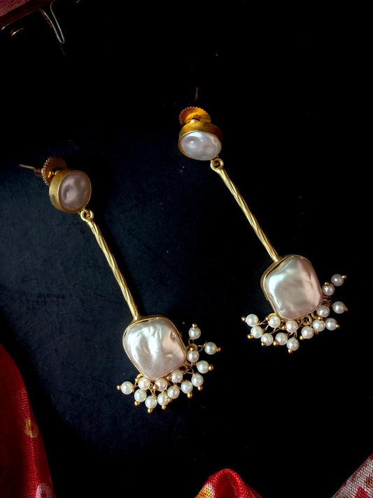Imitation Shell Golden Long Earring