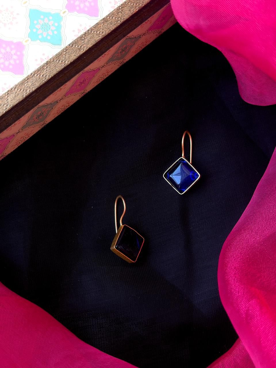 Monalisa Stone Stud Earring