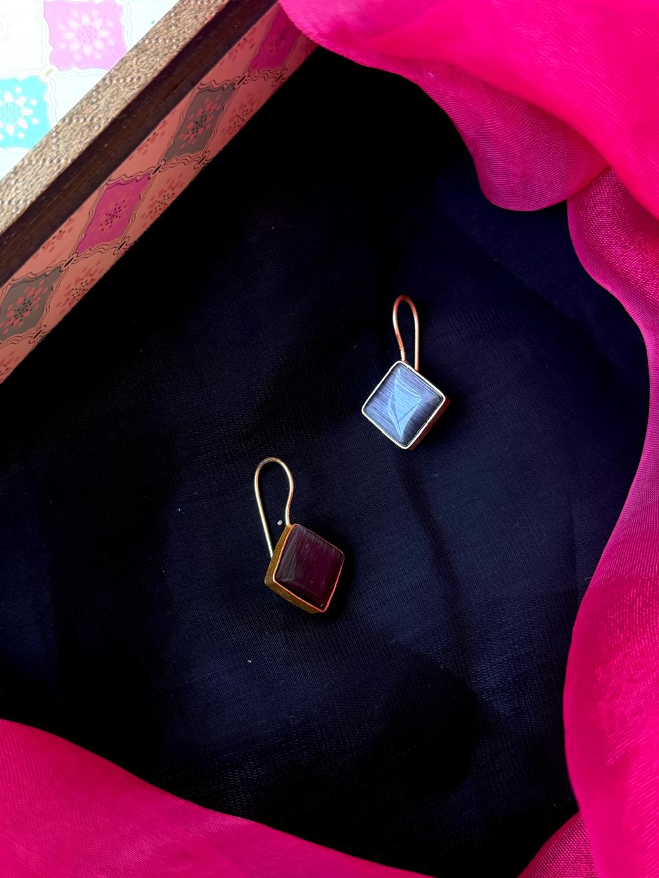 Monalisa Stone Stud Earring