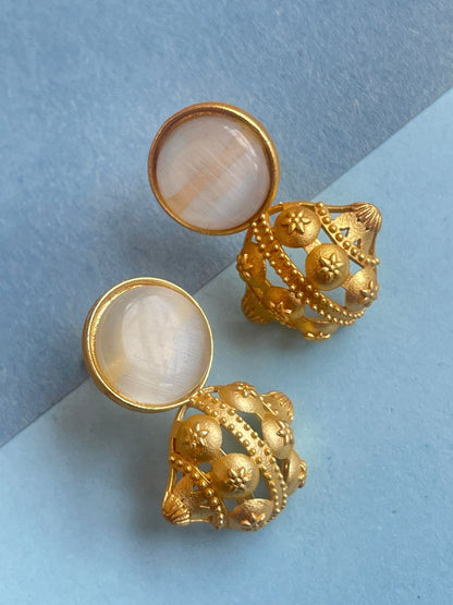 Monalisa Stone Golden Stud Earring