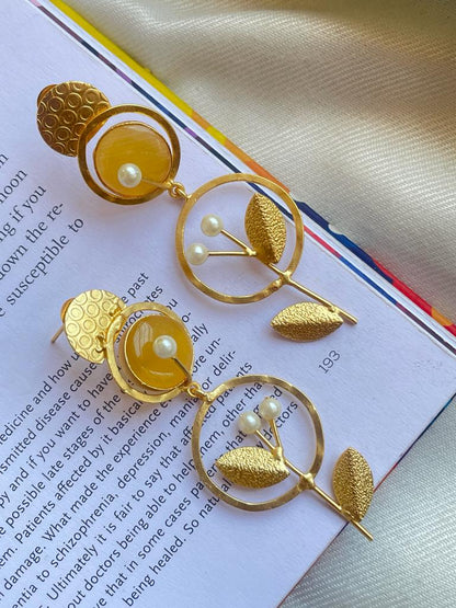 Mnalisa Stone Geometrical Golden Earring