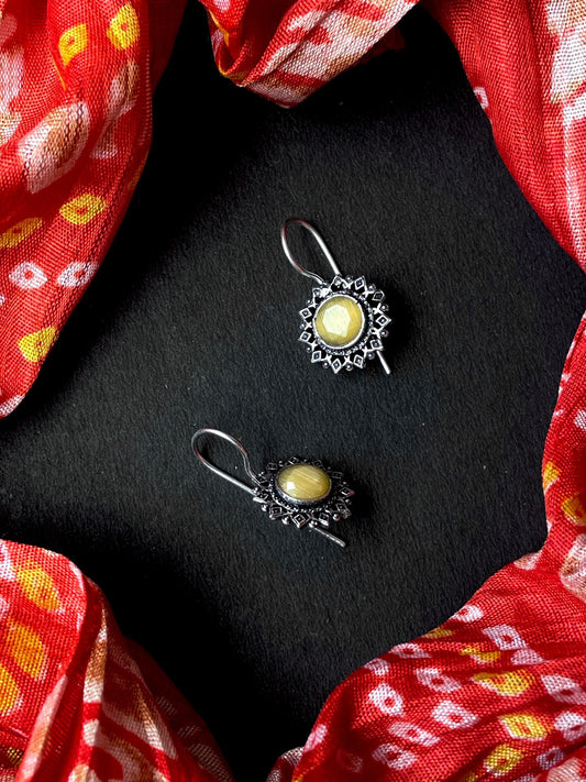 Monalisa Stone Oxidized Earring