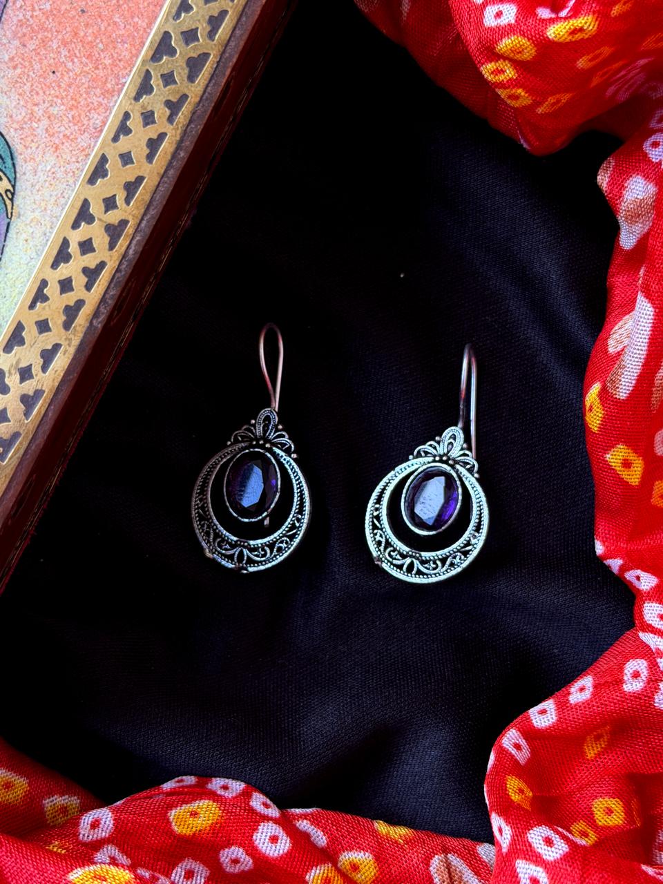 Monalisa Stone Oxidized Earring
