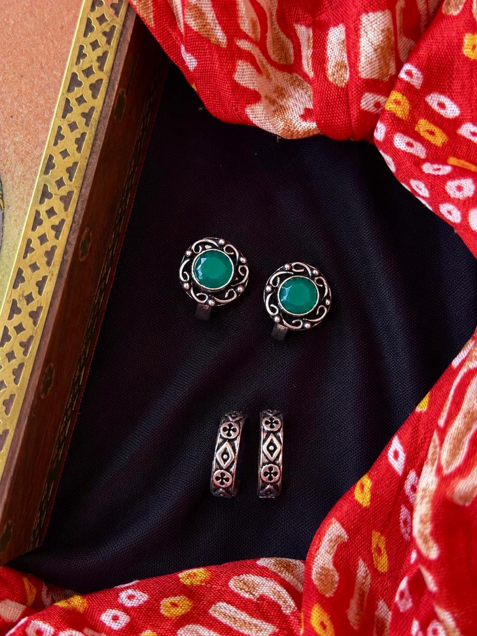 Monalisa Stone Oxidized Tow Ring (set of 2 pairs)