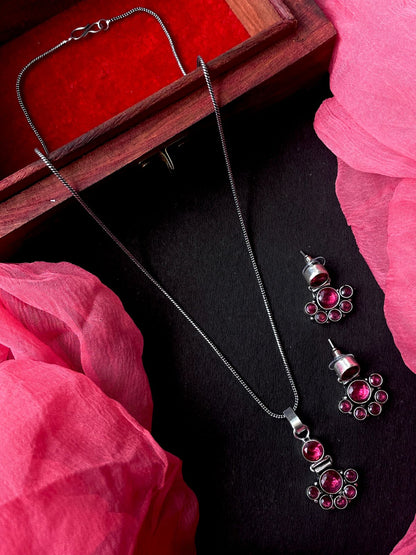 Monalisa Stone Pendant Chain Necklace with Earring Set