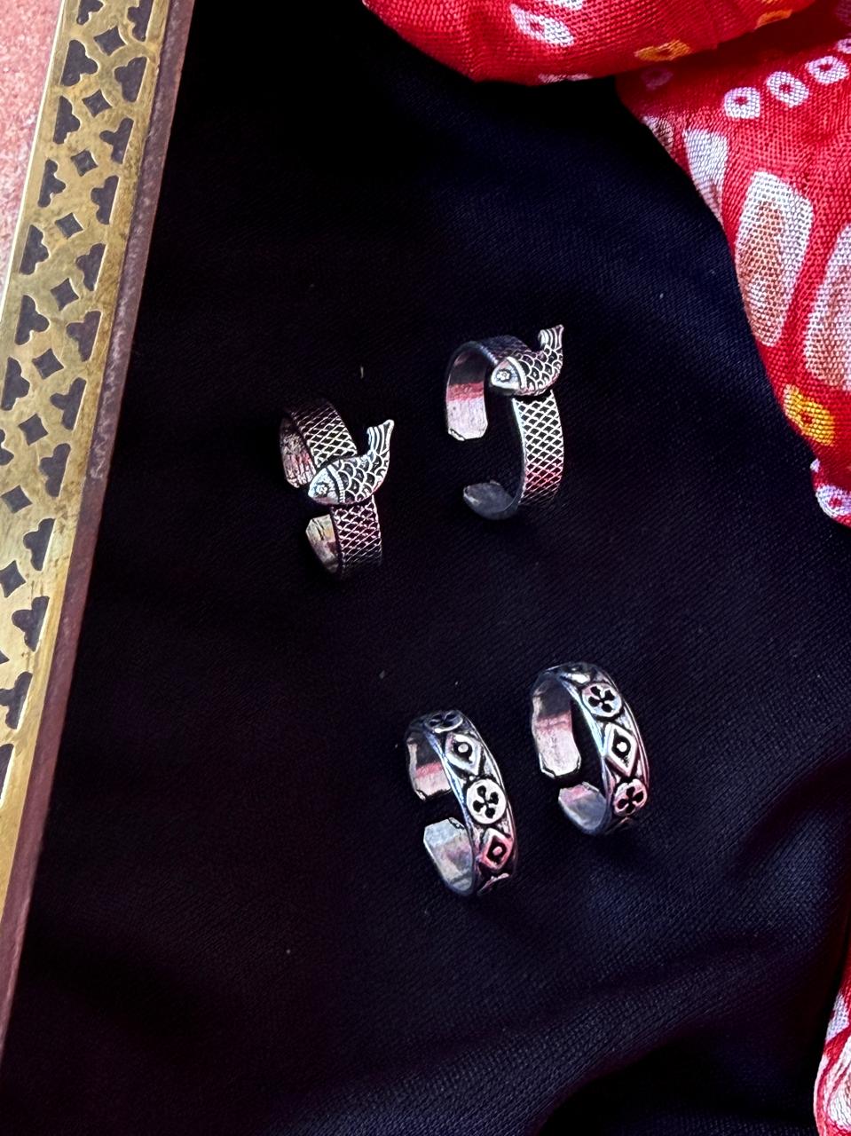 Silver Replica Oxidized Toe Ring (Set of 2 pairs)