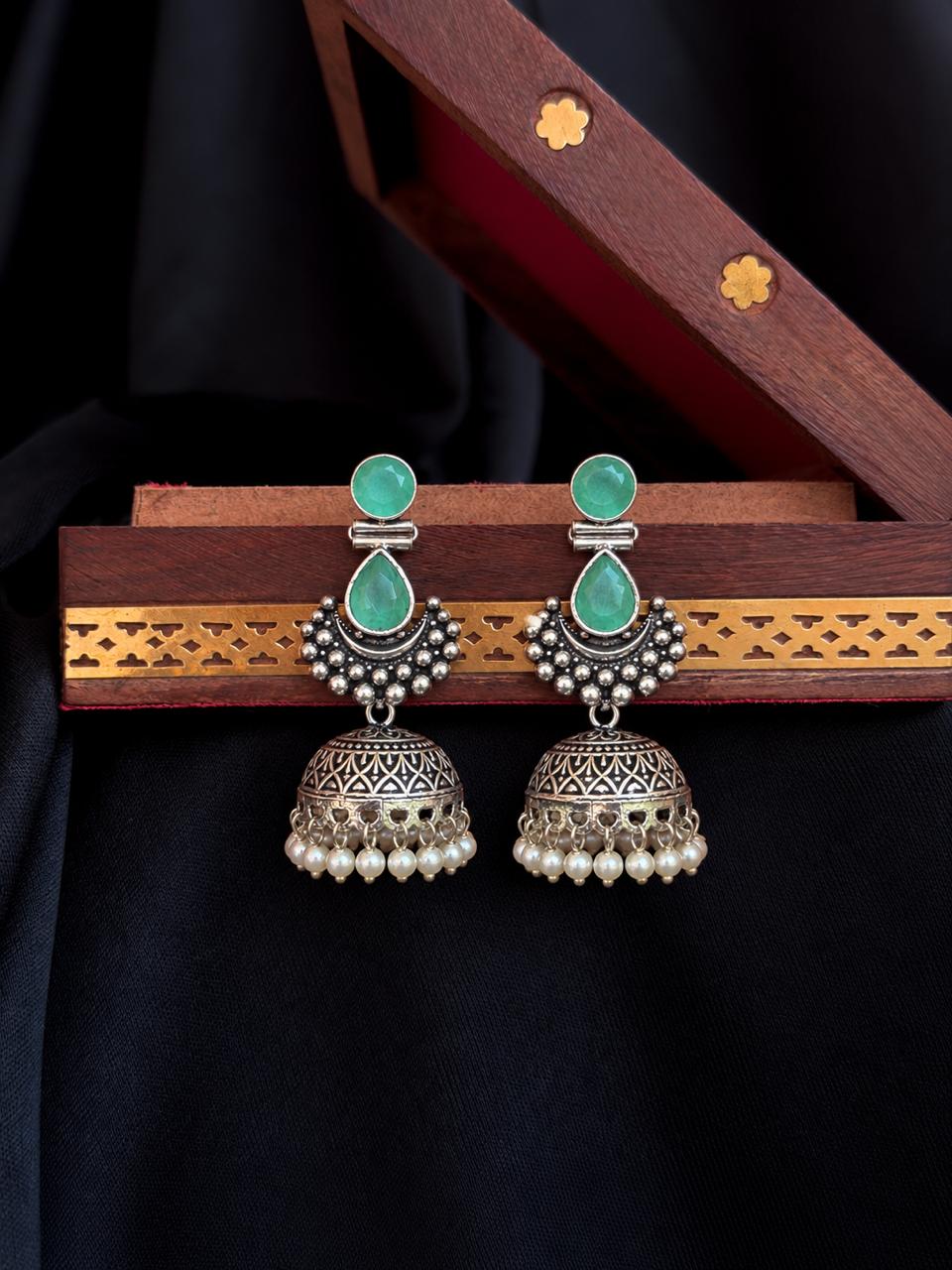 Monalisa Stone Oxidized Jhumki Earring
