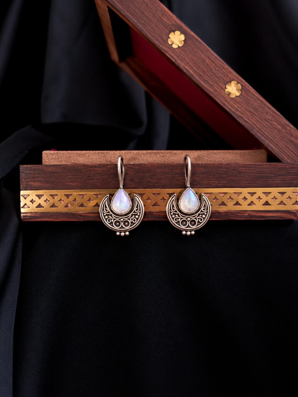Monalisa Stone Oxidized Chandbali Earring
