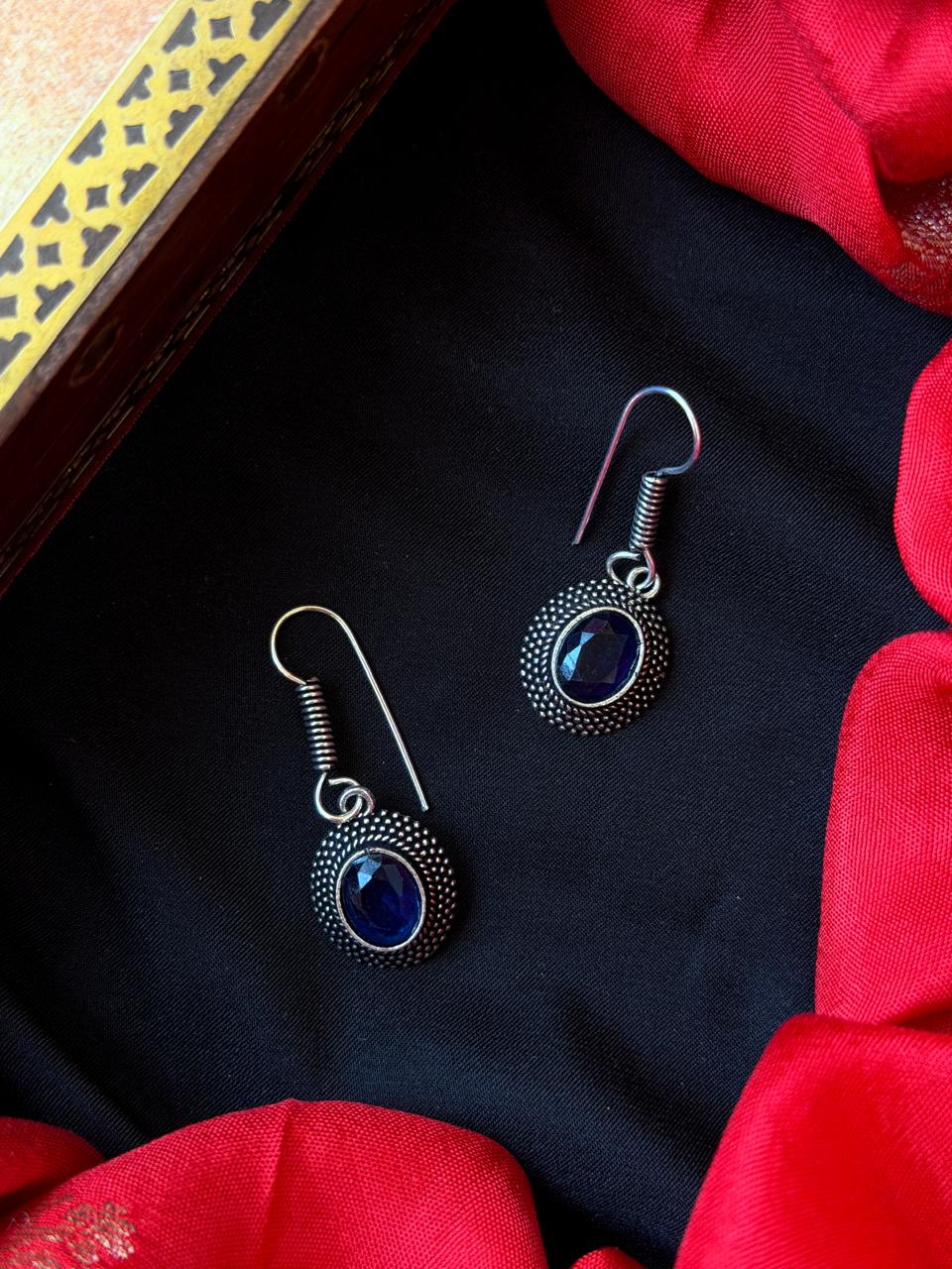 Monalisa Stone Oxidized Earring